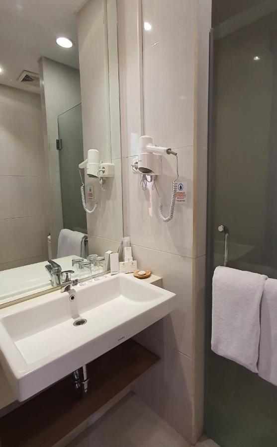 Montana Premier Senggigi Hotel Kültér fotó